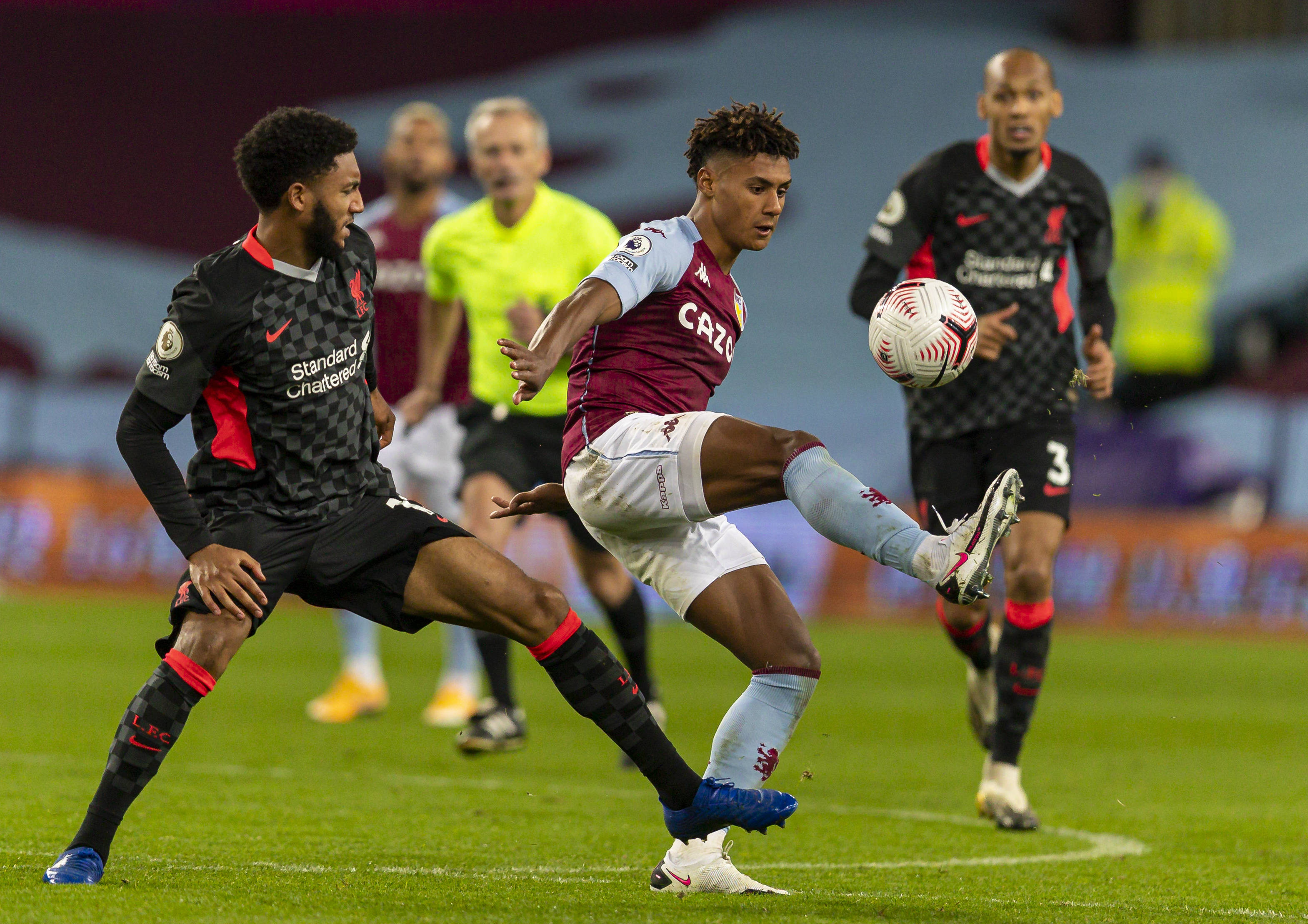 他的缺席不 他的缺席不