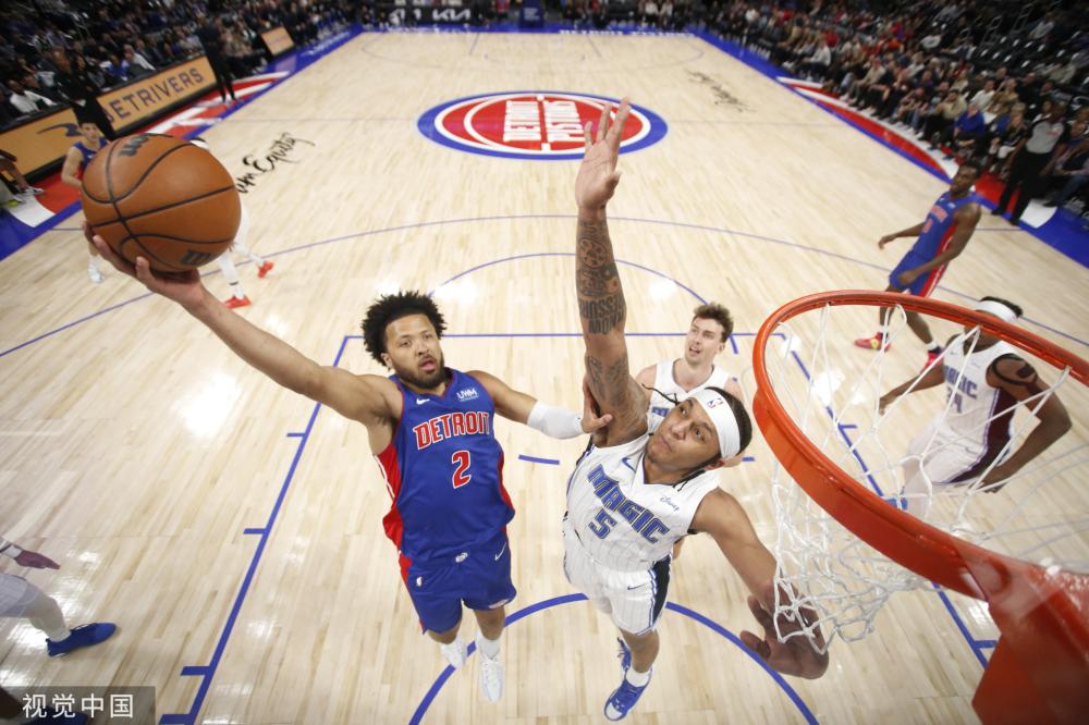 尤其是在首 尤其是在首