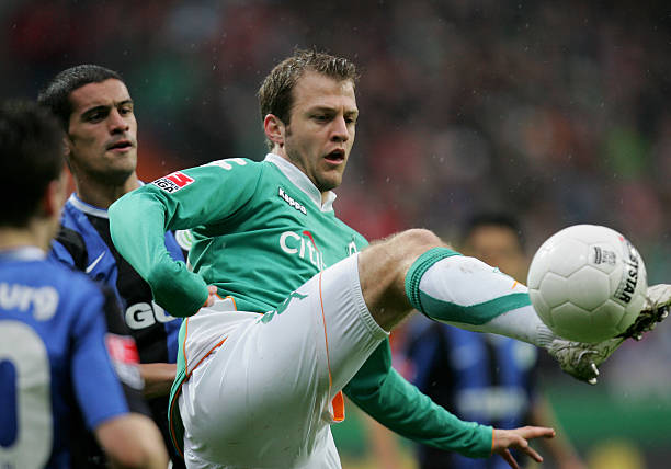 他凭借出色 他凭借出色